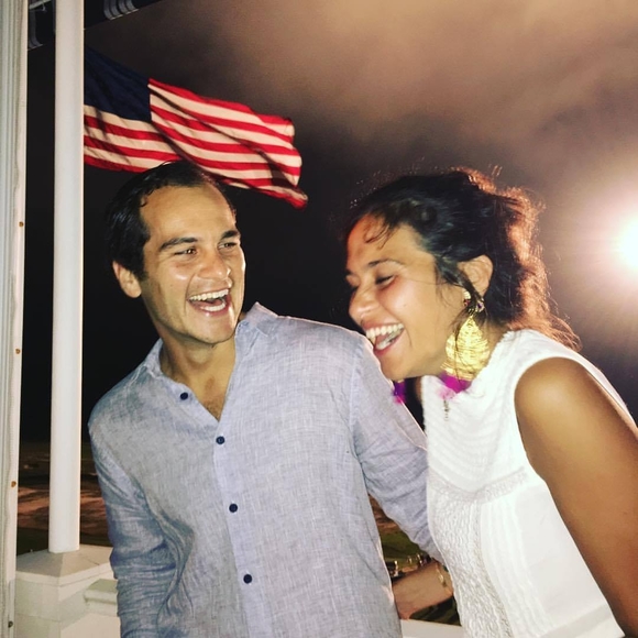 Meet your Posher, Alia - Picture 1 of 1